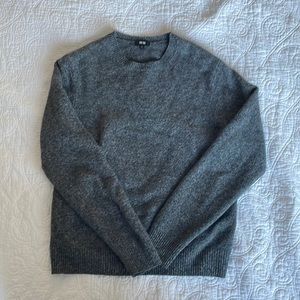 Gray Wool Crew Neck Sweater / Uniqlo / Size Small